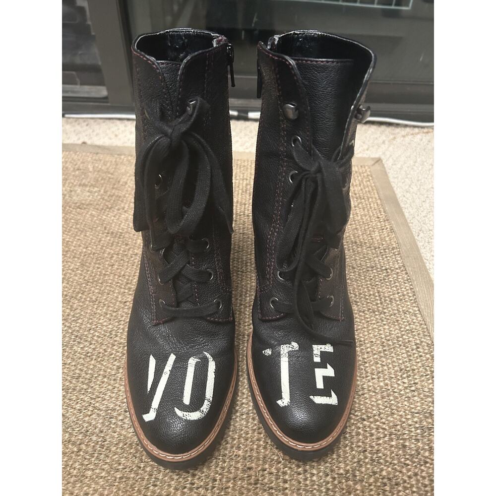 Naturalizer The OUTRAGE VOTE Women Size 8.5M Callie Black Leather Mid Calf Boot